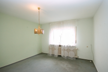 Wohnzimmer EG Haupthaus Vielseitiges Anwesen im Ortskern - 466 Wohn- und Gewerbepotenzial