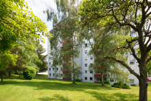 Gepflegtes Anwesen mit viel Gr�n Viel Wohnung f�rs Geld: Gr�n, gepflegt & gut geschnitten am Hahner Sonnenhang