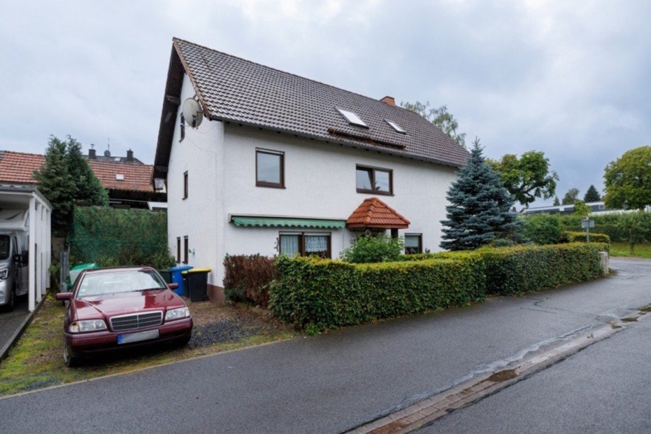 Weiterer Stellplatz Mehrfamilienhaus Heidenrod / Laufenselden