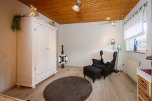 Elternzimmer EG - vielseitig nutzbar Modernisiertes Traumhaus in Feldrandlage