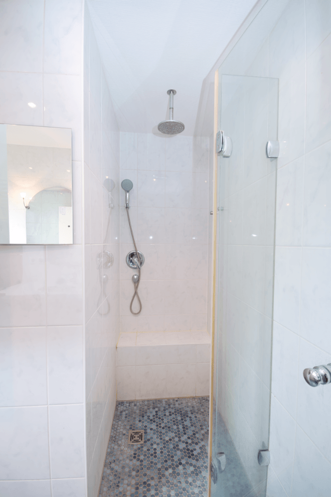 Bodengleiche, begehbare Dusche Terrassenwohnung Bad Schwalbach