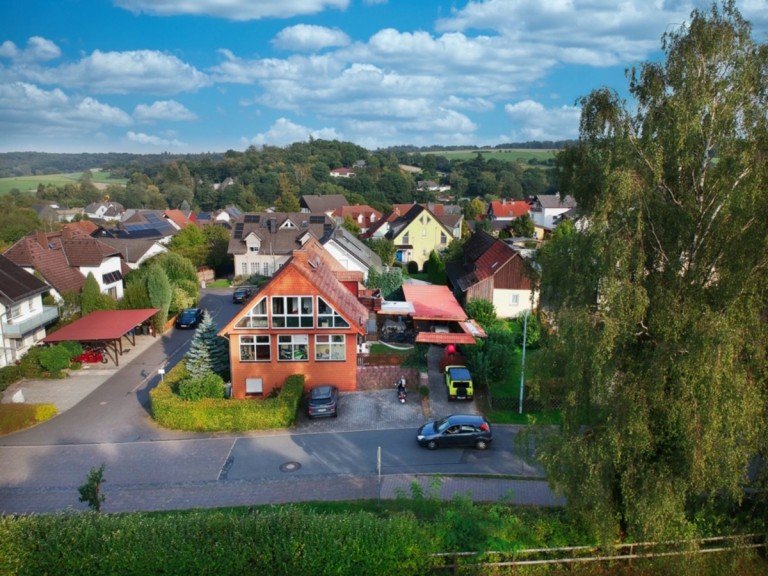 Traumhafte Lage im Gr�nen Heidenrod / Laufenselden Mehrfamilienhaus Eigennutzung, Kapitalanlage oder etwas von beidem? Top Haus in Heidenrod Laufenselden zu verkaufen!