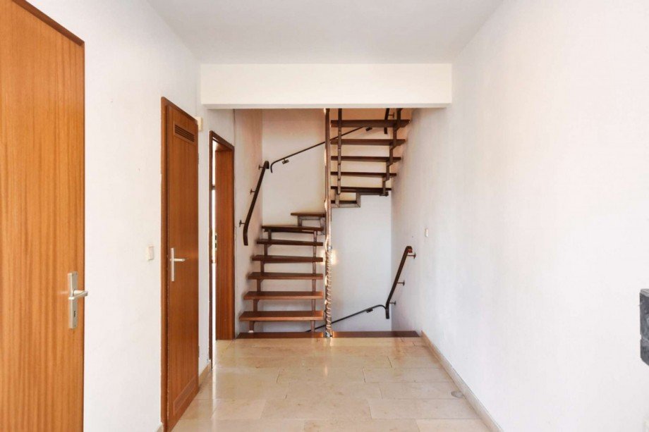 Gro�e, helle Diele mit Garderobe und... Reihenendhaus Weiterstadt