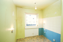 Gut geschnittene K�che Attraktiver Preis und niedriges Hausgeld: Renovierungsbed�rftige Wohnung f�r Anpacker!