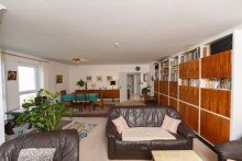 ...Wohnzimmer, mit Zugang... Exklusive, hochwertige Kapitalanlage im Kurpark - Ideal auch f�r einen sp�teren Eigennutz