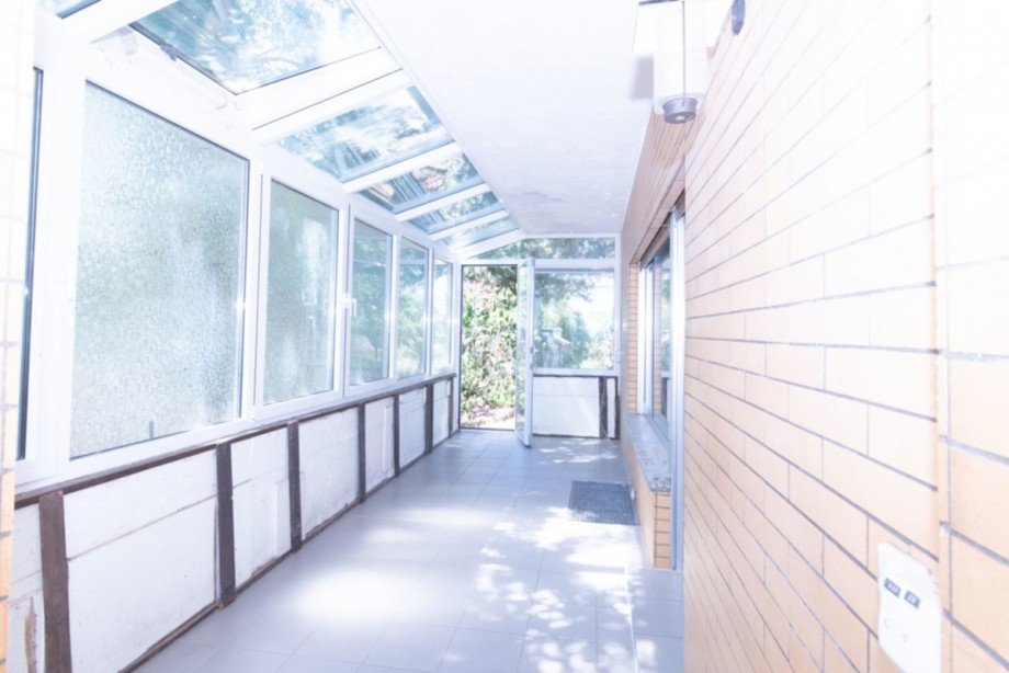 Sch�ner Wintergarten Mehrfamilienhaus R�sselsheim