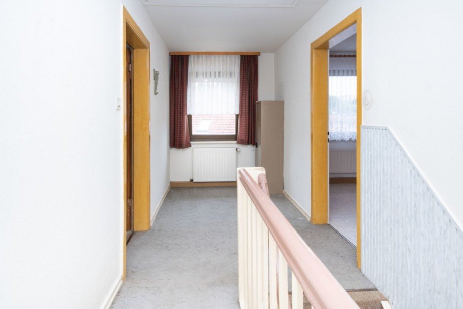 Flur OG Einfamilienhaus H�nstetten / Strinz-Trinitatis