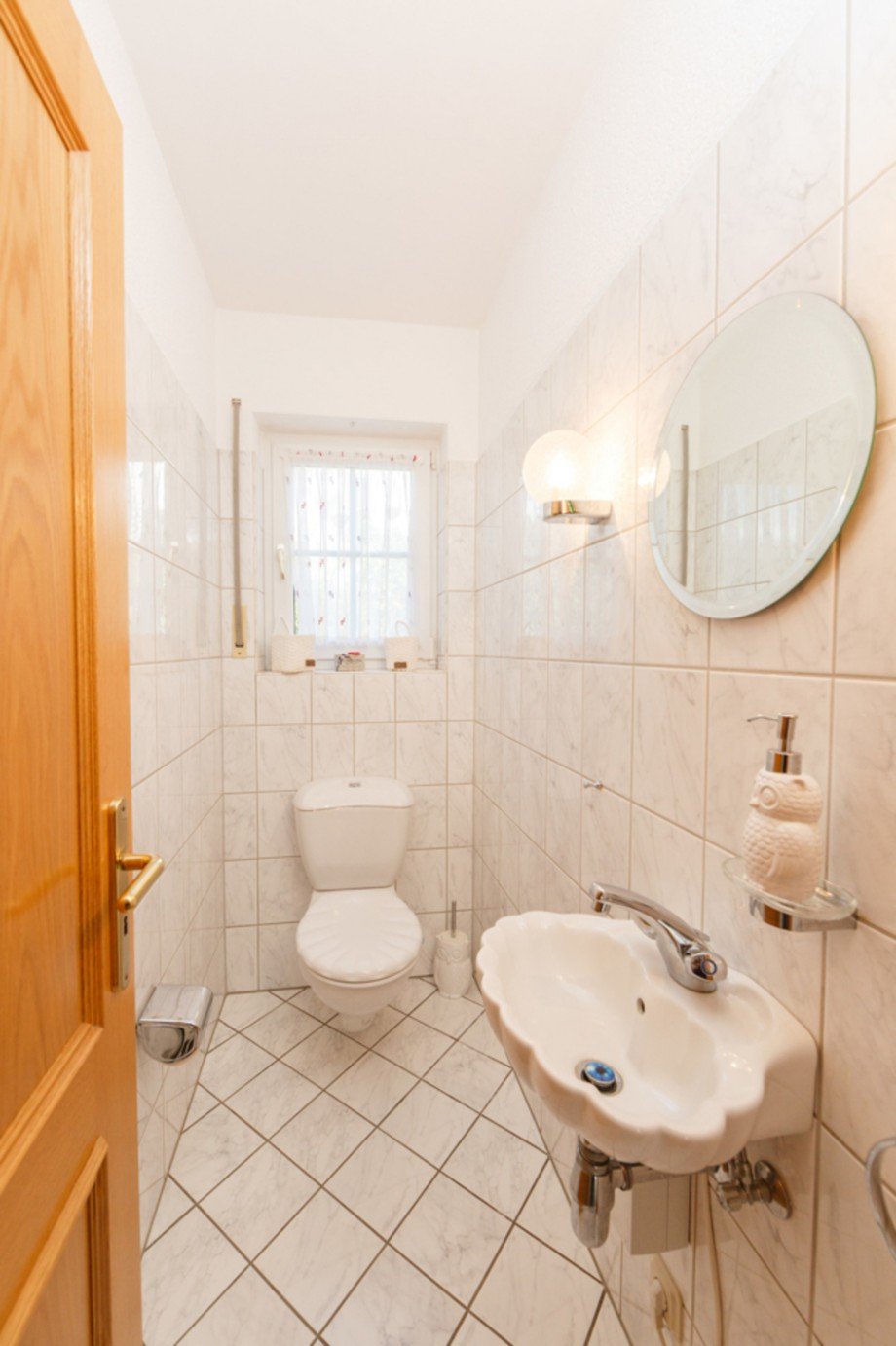 G�ste-WC im EG Einfamilienhaus Nast�tten-Hunzel