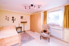 Helles G�stezimmer... Familientraum mit Ausbaupotential im Gr�nen!