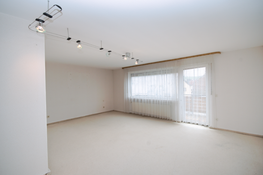 Wohnzimmer 2.OG Anbau Mehrfamilienhaus Hohenstein