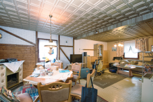 ...mit Essbereich Sanierungsobjekt mit Potenzial - Haus in guter Lage von L�hnberg