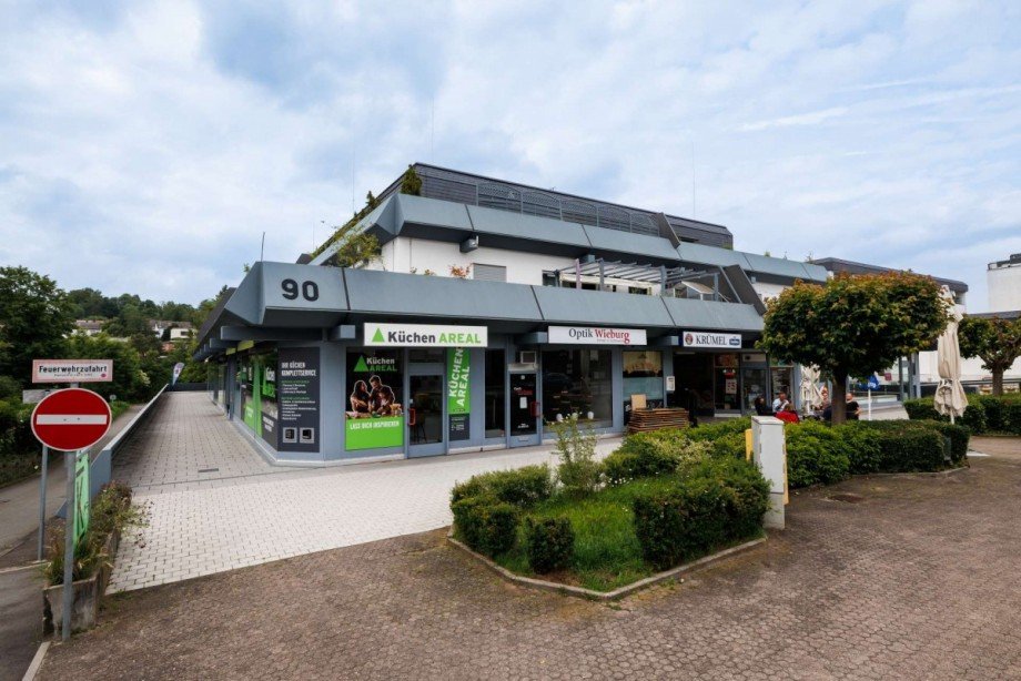 Au�enansicht - Stra�enseite Etagenwohnung Taunusstein