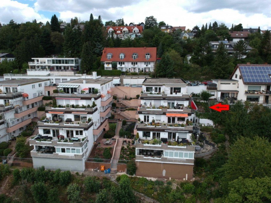 S�dterrasse mit Traumblick in den Landschaftspark - siehe Pfeil! Etagenwohnung Bad Schwalbach