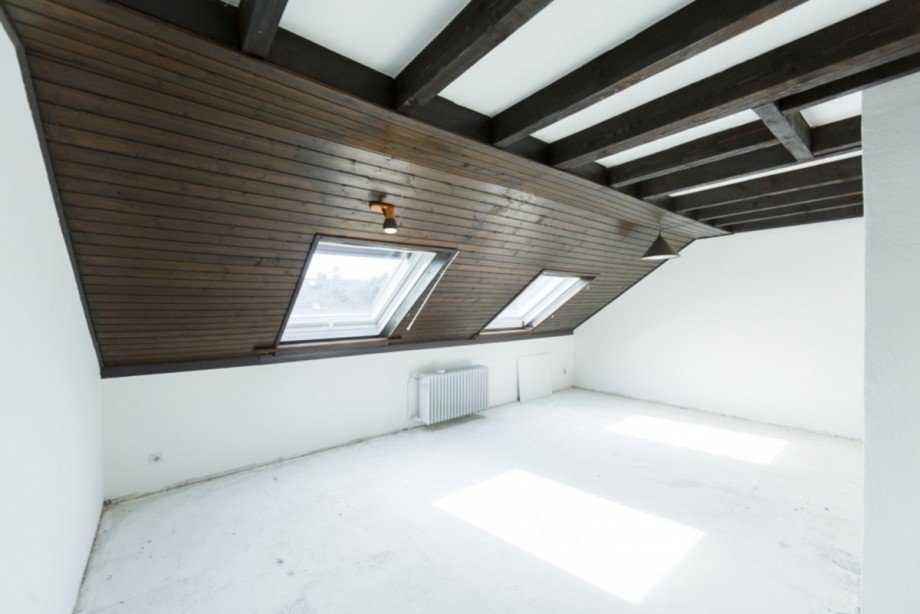 Wohnzimmer DG Reihenmittelhaus Wiesbaden