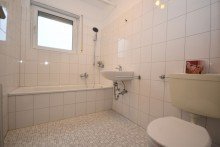 Bad Naurod: Schicke 4 Zimmer Familienwohnung mit Balkon und Stellplatz