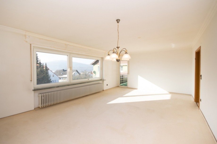 Wohnzimmer OG Mehrfamilienhaus Niedernhausen