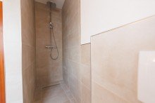 ...mit begehbarer Dusche... Erstbezug nach Sanierung: Wohnung mit Traumblick am Sonnenhang - Keine K�uferprovision