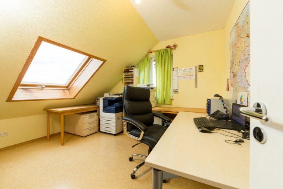 Zimmer Kind 2 Doppelhaush�lfte Heidenrod