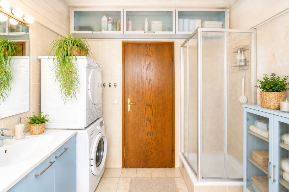 Mit Dusche und Platz f�r Waschmaschine und Trockner Maisonettewohnung Hohenstein