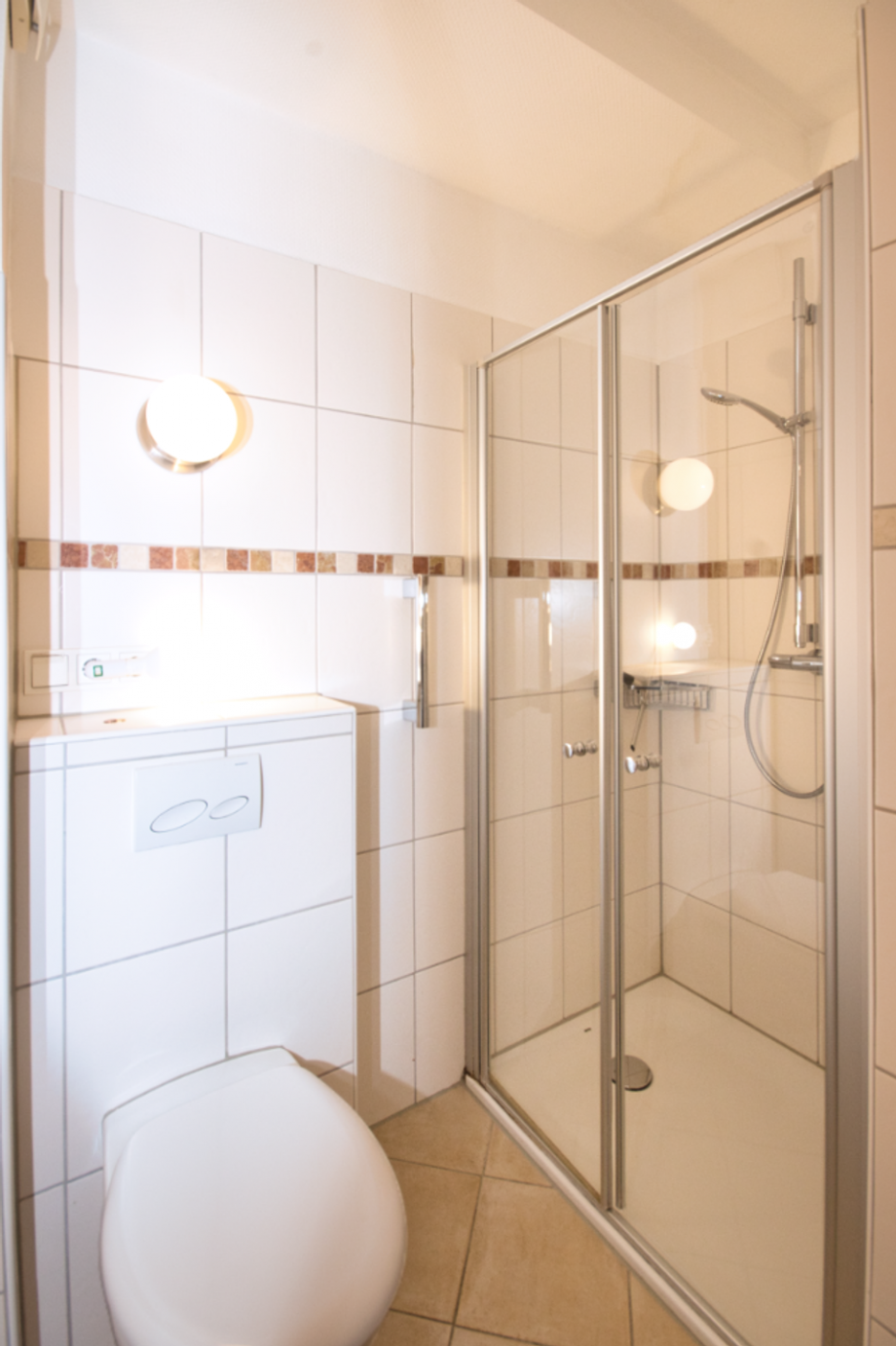 ...mit gro�er, begehbarer Dusche Erdgeschosswohnung Bad Homburg vor der H�he