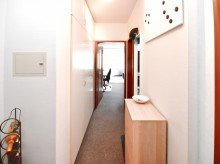 Ger�umige Diele Investoren aufgepasst: Gut vermietetes Apartment zu verkaufen!