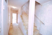 Diele Anpacker aufgepasst: Sanierungsbed�rftiges Reihenhaus in guter Lage