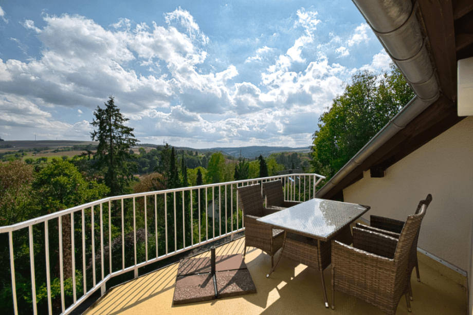 Sonniger S�dbalkon... Etagenwohnung Burgschwalbach