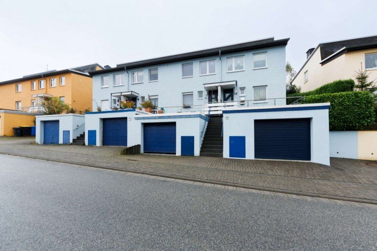Au�enansicht Bad Schwalbach Reihenendhaus Klein, aber fein: Traumhaft modernisiertes Reihenendhaus in guter Lage