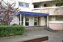 Eingangsbereich Investoren aufgepasst: Gut vermietetes Apartment zu verkaufen!