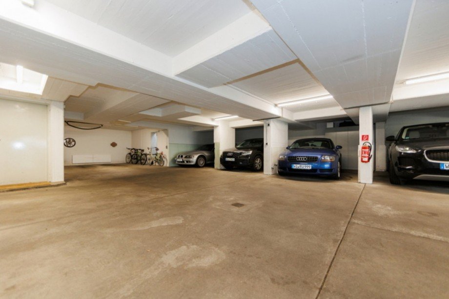 Tiefgaragenstellplatz Etagenwohnung Wiesbaden / Nordost
