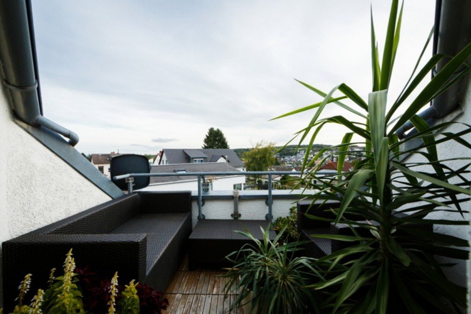 Terrasse... Maisonettewohnung Wiesbaden / Naurod