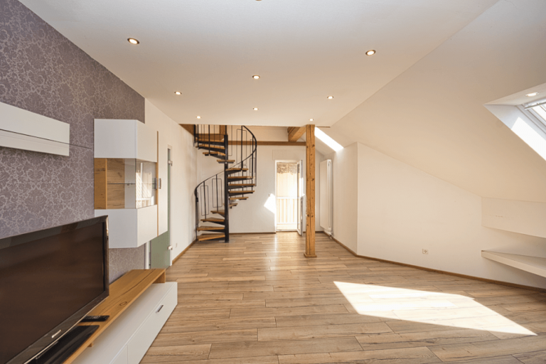 Wohnzimmer Burgschwalbach Etagenwohnung Sanierte Maisonettewohnung mit traumhaftem Taunusblick