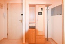 Praktische Diele Ideal f�r Singles und Paare: Helle Wohnung, sch�ne Lage!