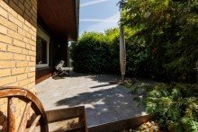 ...schattig und sichtgesch�tzt Familienfreundlicher Walmdachbungalow in Mainz-Kastel - Wohntraum zum Greifen nah!
