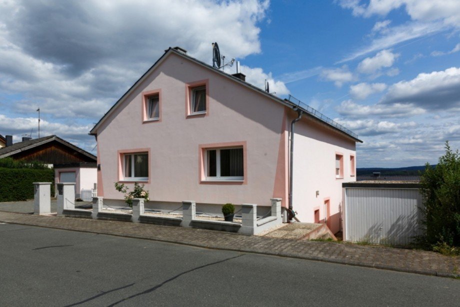 2 Garagen Einfamilienhaus Heidenrod / Dickschied