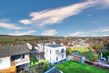 Fernblick Flexibles Mehrgenerationenhaus mit Traumblick und separatem B�ro in Bleidenstadt