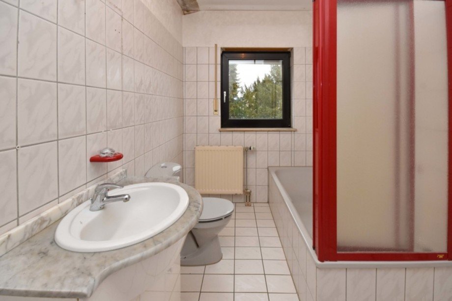 Tageslichtbad... Etagenwohnung Bischofsheim