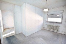 Gro�es Kinderzimmer Anpacker aufgepasst: Sanierungsbed�rftiges Reihenhaus in guter Lage