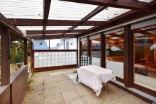 �berdachte Terrasse Familientraum mit Ausbaupotential im Gr�nen!