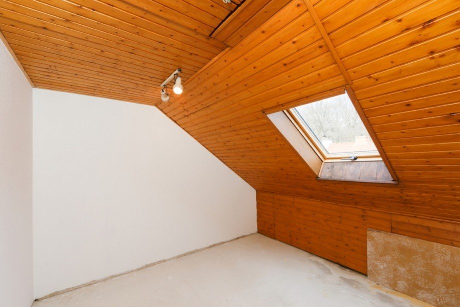 Schlafzimmer DG Reihenmittelhaus Wiesbaden
