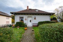 Kleines H�uschen... Schnuckeliges Haus mit traumhaftem Garten -  Erweiterungspotential vorhanden!