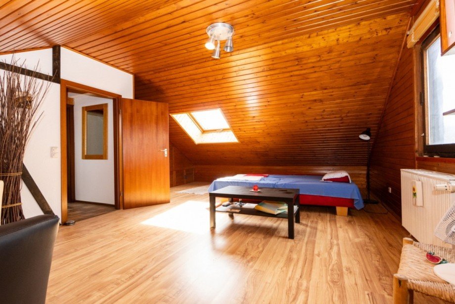 Gro�es G�stezimmer Einfamilienhaus Walluf