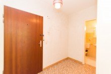 Flur Gut geschnittene, altersgerechte 3-Zimmer Wohnung am Sonnenhang in Taunusstein Hahn