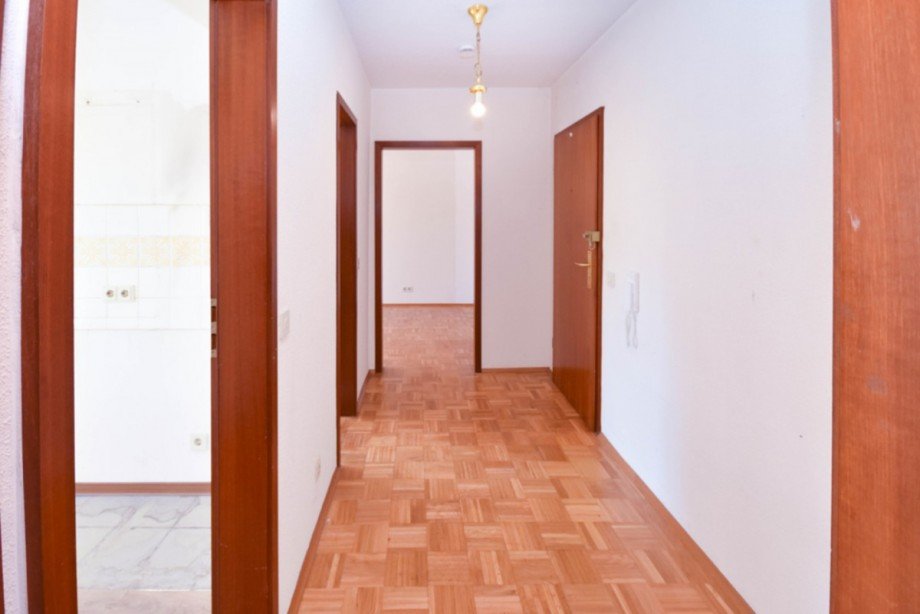 Diele Etagenwohnung Taunusstein / Hahn