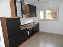 Moderne Einbauk�chen und gro�formatige Fliesen Renditestarkes, modernisiertes Mehrfamilienhaus in Aarbergen