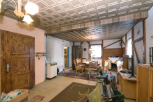 31m� gro�es Wohnzimmer OG... Sanierungsobjekt mit Potenzial - Haus in guter Lage von L�hnberg