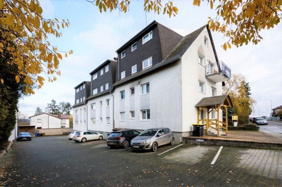 R�ckseite Etagenwohnung Heidenrod / Nauroth