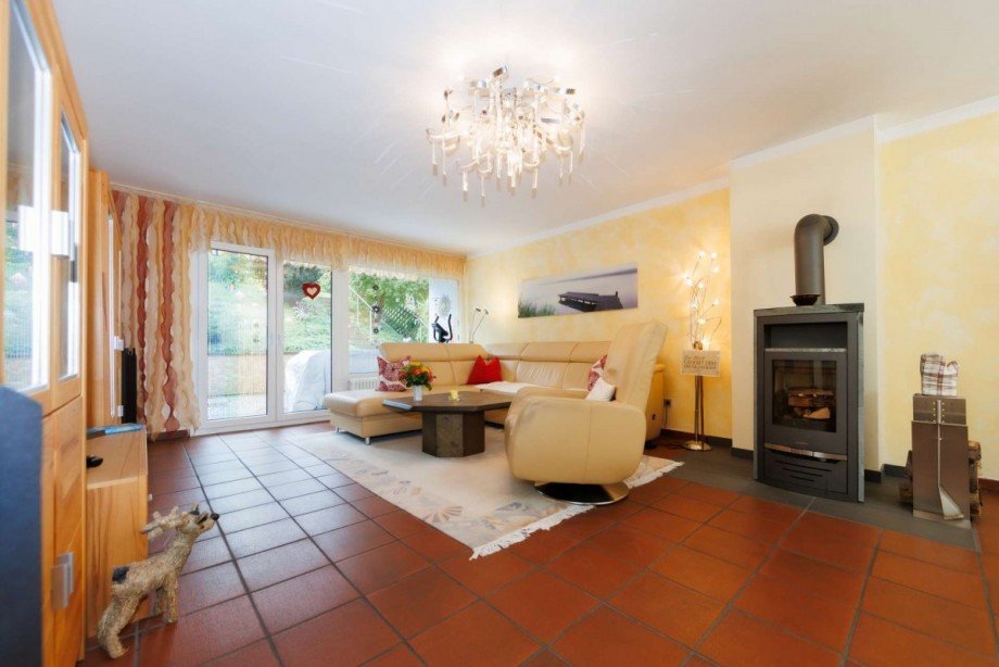 Gro�es, helles Wohnzimmer... Reihenendhaus Bad Schwalbach