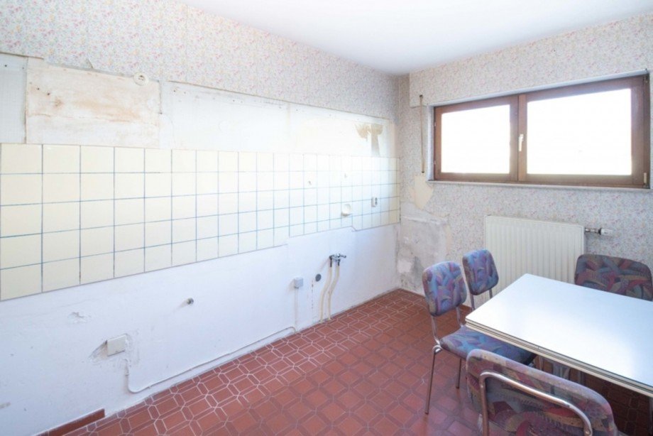 Gut geschnittene K�che Reihenmittelhaus Fl�rsheim am Main