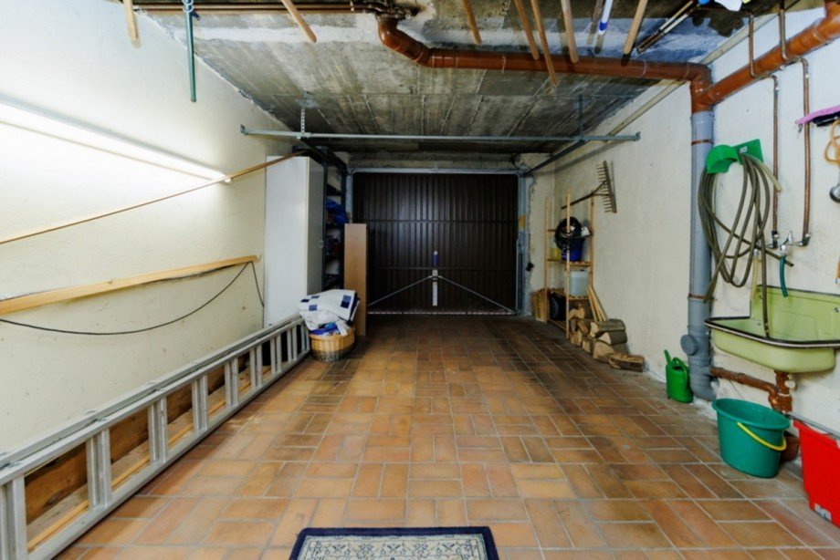 Garage direkt im Haus Einfamilienhaus Wiesbaden / Mainz-Kastel